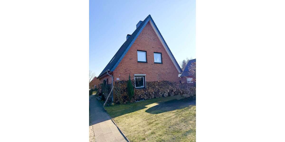 Einfamilienhaus Westerrönfeld - 7 Zimmer, 144 m&sup2;, 339.000&euro; | Angebot:26037842