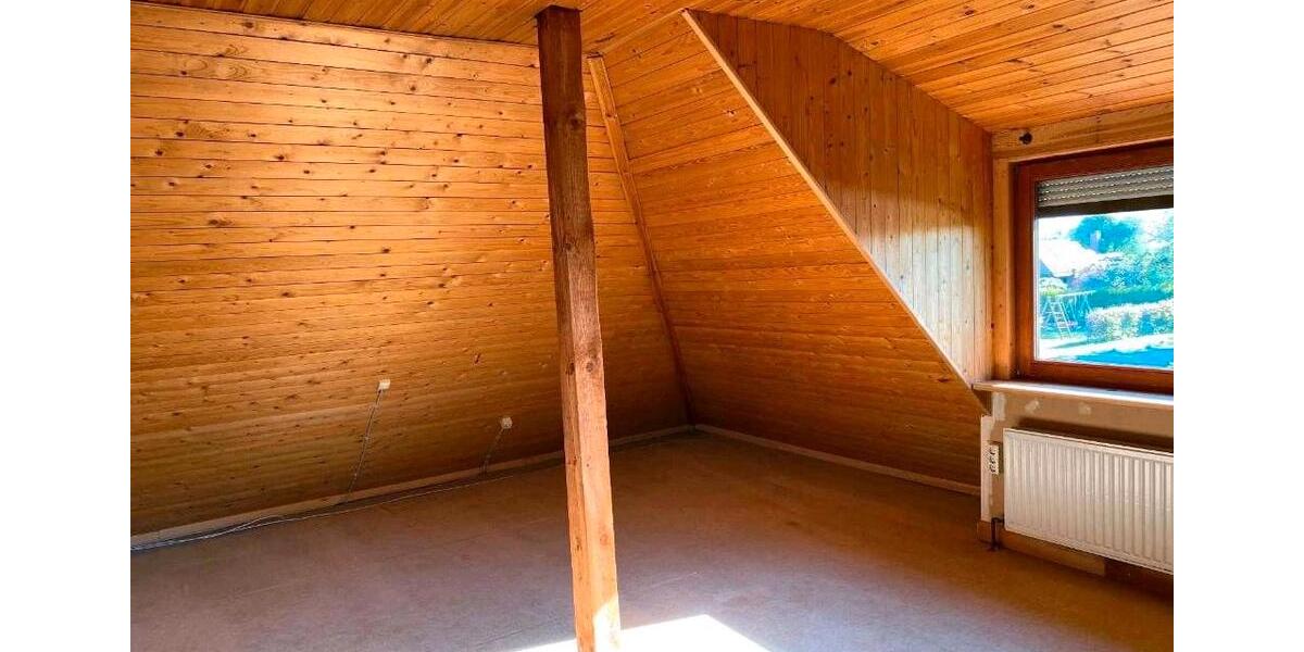 Dachgeschoßwohnung Dörphof - 3 Zimmer, 75 m&sup2;, 710&euro; | Angebot:26431411