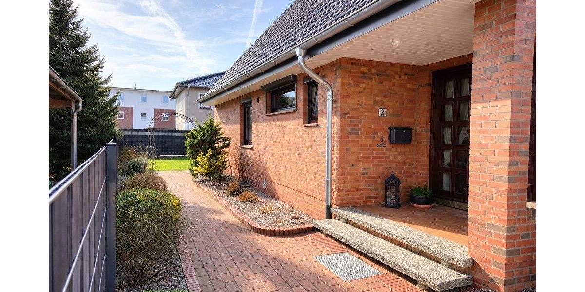 Einfamilienhaus Westerrönfeld - 5 Zimmer, 139 m&sup2;, 385.000&euro; | Angebot:25780002