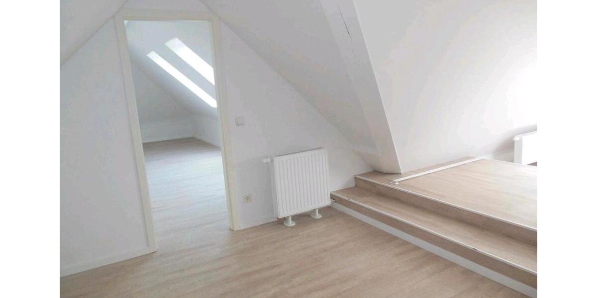 Maisonettenwohnung Westerrönfeld - 4 Zimmer, 135 m&sup2;, 1.350&euro; | Angebot:25974196