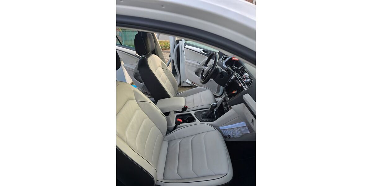 VW Tiguan 91.000 km 22.100 &euro; Schleswig 24837