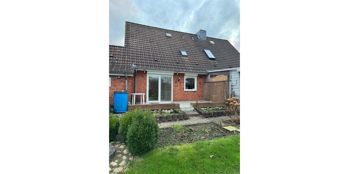 Doppelhaushälfte Erfde - 3 Zimmer, 70 m&sup2;, 780&euro; | Angebot:24373006