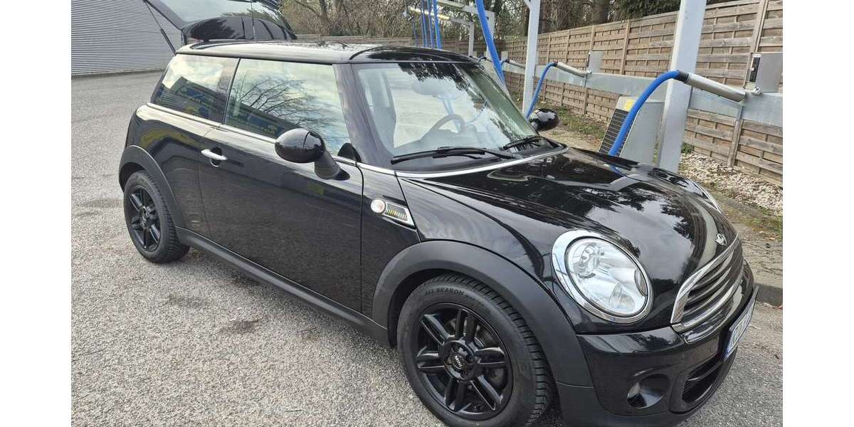 Mini One 171.500 km 6.150 &euro; Eckernförde 24340