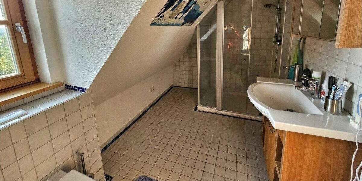 Mehrfamilienhaus, Wohnhaus Rieseby - 9 Zimmer, 365 m&sup2;, 899.000&euro; | Angebot:25700026