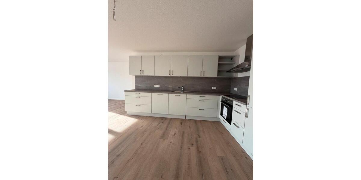Etagenwohnung Westerrönfeld - 5 Zimmer, 145 m&sup2;, 1.780&euro; | Angebot:25886849