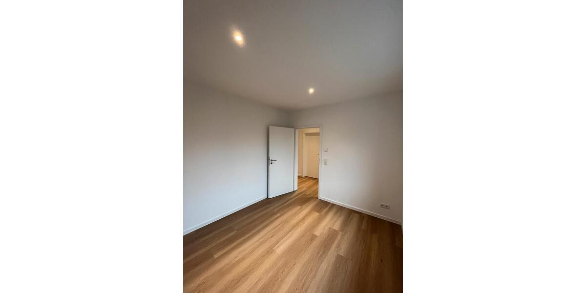 Erdgeschoßwohnung Jübek - 4 Zimmer, 85 m&sup2;, 1.200&euro; | Angebot:26666055