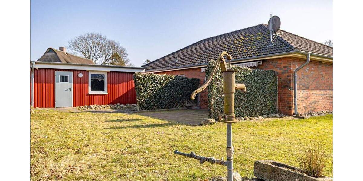 Bungalow Alt Duvenstedt - 3 Zimmer, 114 m&sup2;, 380.000&euro; | Angebot:25802288