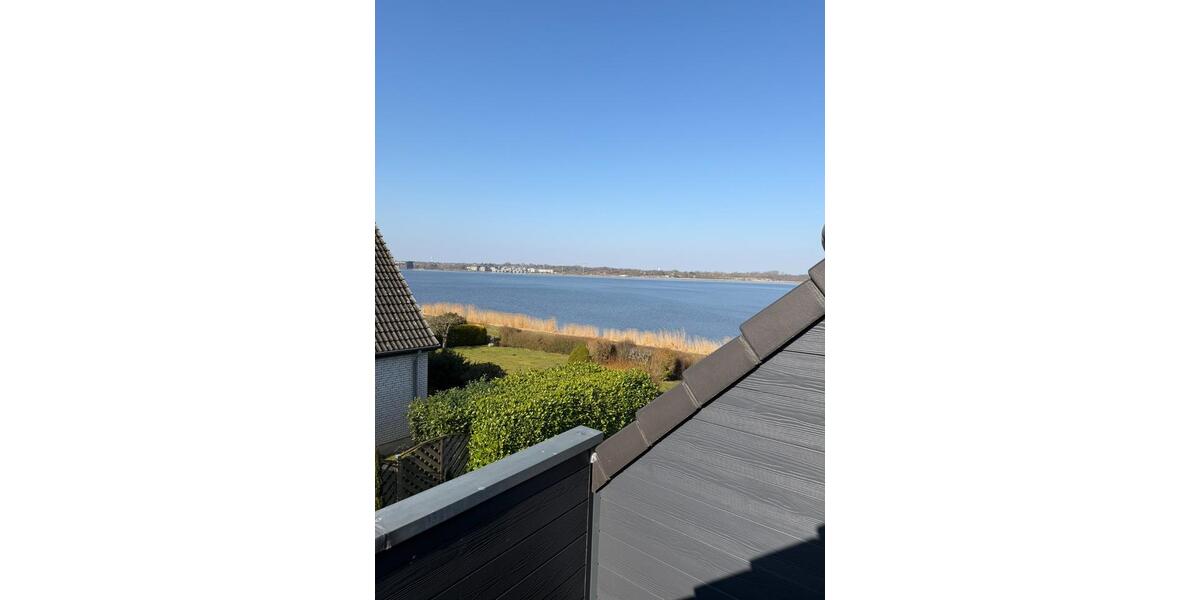 Dachgeschoßwohnung Fahrdorf - 3 Zimmer, 92 m&sup2;, 1.600&euro; | Angebot:25931741