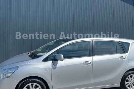 Toyota Verso 178.500 km 7.990 &euro; Schleswig 24837