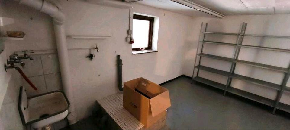 Einfamilienhaus Schuby - 3 Zimmer, 127 m&sup2;, 1.550&euro; | Angebot:26603456