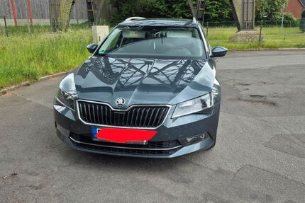 Skoda Superb 108.000 km 20.500 &euro; Osterrönfeld 24783