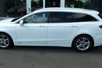 Ford Mondeo 89.800 km 19.900 &euro; Dörpstedt 24869