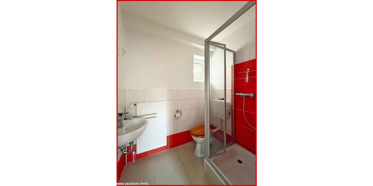 Einfamilienhaus Schleswig - 9 Zimmer, 210 m&sup2;, 550.000&euro; | Angebot:25705483