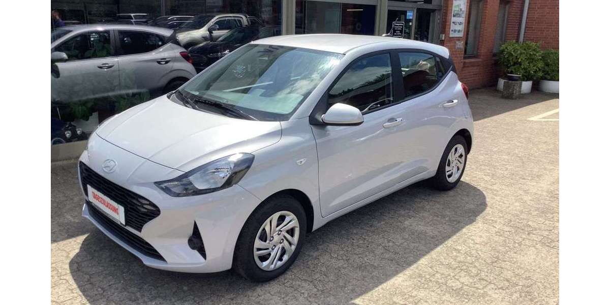 Hyundai i10 2.500 km 18.790 &euro; Owschlag 24811