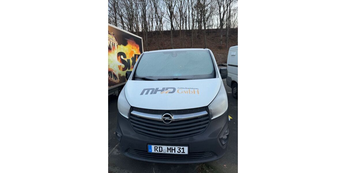 Opel Vivaro 198.000 km 8.900 &euro; Rendsburg 24768
