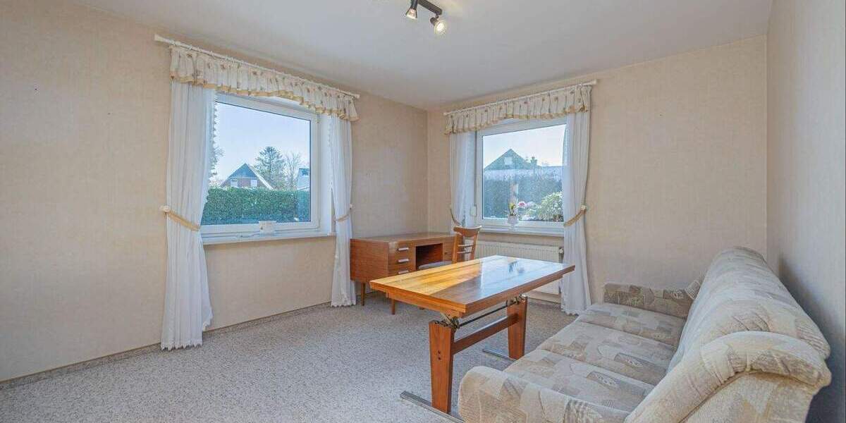 Bungalow Alt Duvenstedt - 3 Zimmer, 114 m&sup2;, 380.000&euro; | Angebot:25802288