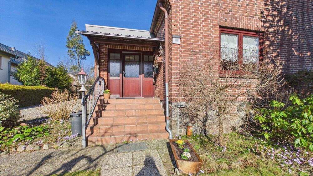 Einfamilienhaus Süderbrarup - 5 Zimmer, 106 m&sup2;, 195.000&euro; | Angebot:25796487