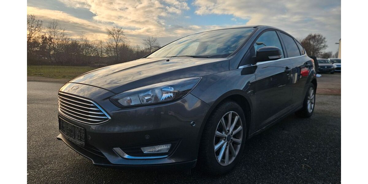 Ford Focus 99.370 km 8.600 &euro; Nübbel 24809
