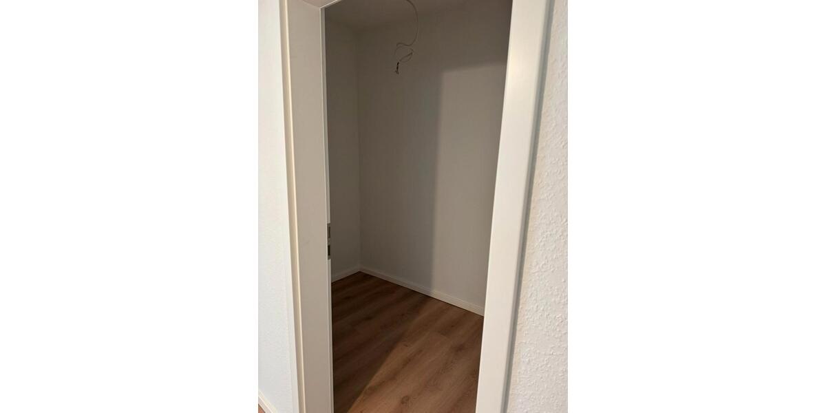 Etagenwohnung Schleswig - 2 Zimmer, 74 m&sup2;, 890&euro; | Angebot:26443422