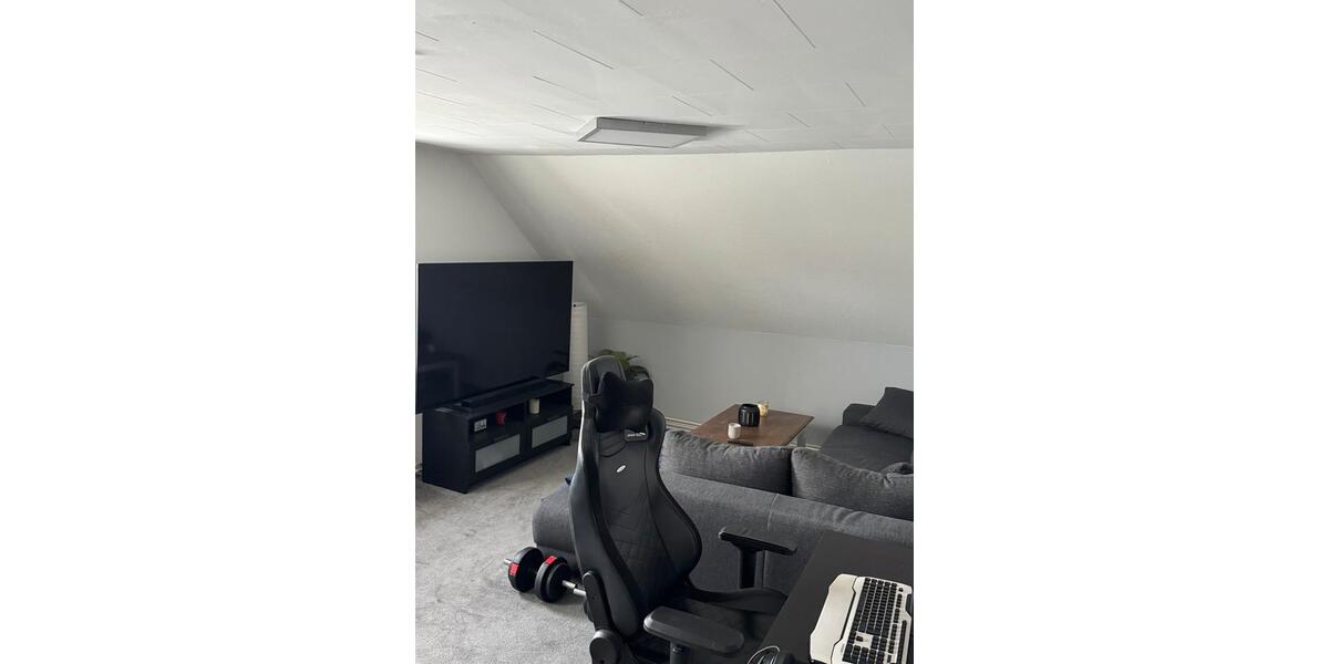 Dachgeschoßwohnung Steinbergkirche - 1 Zimmer, 70 m&sup2;, 750&euro; | Angebot:25942299