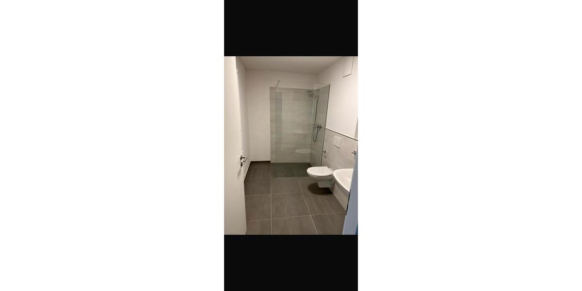 Etagenwohnung Hohn - 2 Zimmer, 67 m&sup2;, 670&euro; | Angebot:26647467