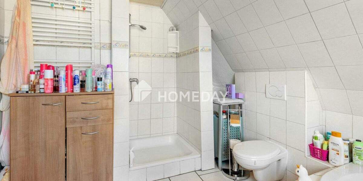 Einfamilienhaus Alt Duvenstedt - 4 Zimmer, 100 m&sup2;, 139.000&euro; | Angebot:25879102