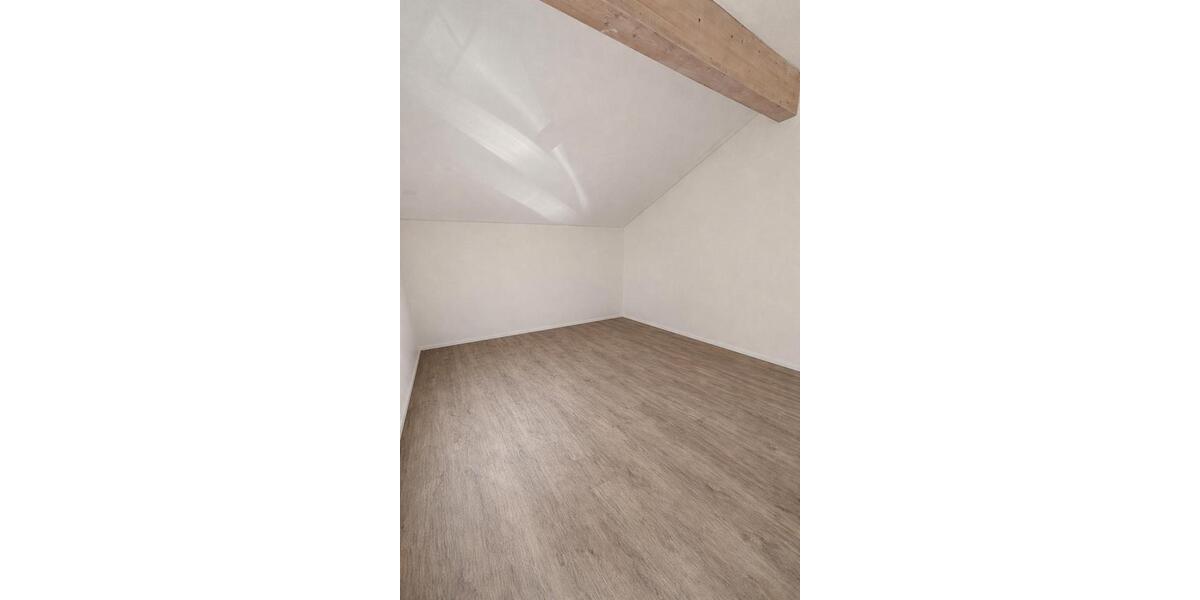 Dachgeschoßwohnung Schleswig - 2 Zimmer, 60 m&sup2;, 930&euro; | Angebot:25825437