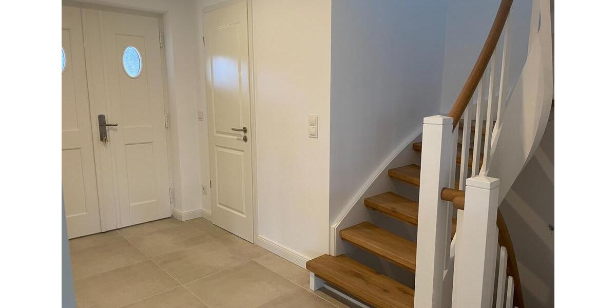 Doppelhaushälfte Osterrönfeld - 4 Zimmer, 150 m&sup2;, 1.850&euro; | Angebot:24803354