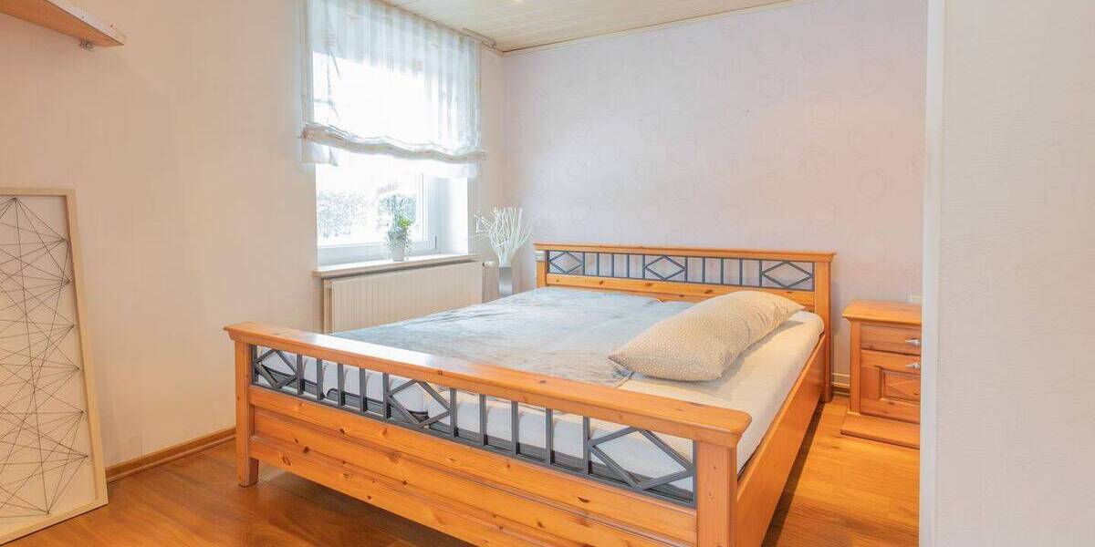 Mehrfamilienhaus, Wohnhaus Fockbek - 6 Zimmer, 200 m&sup2;, 1.490&euro; | Angebot:26433587