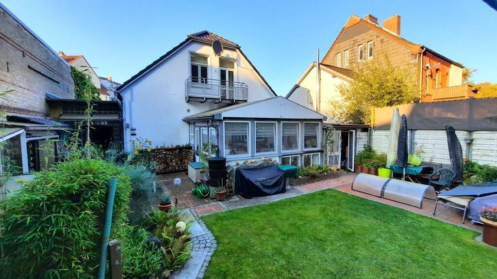 Einfamilienhaus Schleswig - 5 Zimmer, 140 m&sup2;, 275.000&euro; | Angebot:25671434