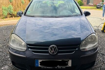 VW Golf 307.793 km 2.500 &euro; Steinbergkirche 24972
