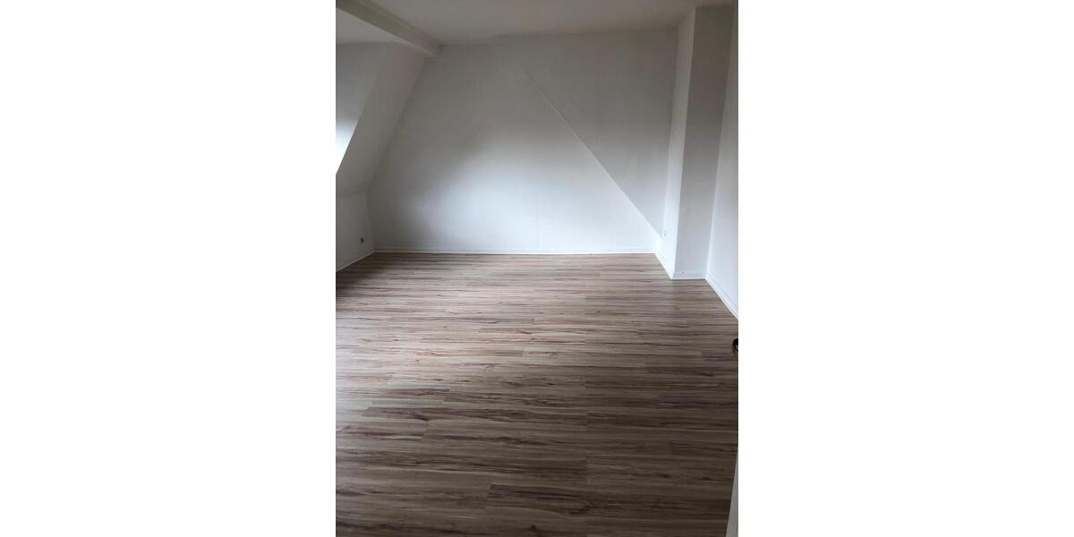 Dachgeschoßwohnung Tastrup - 3 Zimmer, 66 m&sup2;, 663&euro; | Angebot:25869682