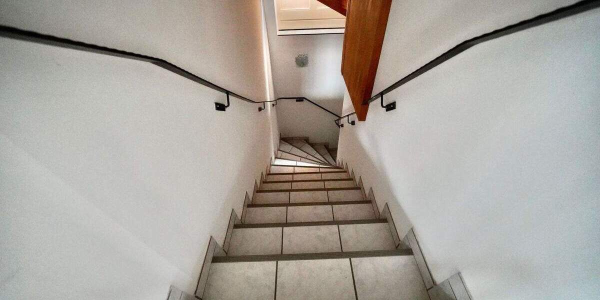 Mehrfamilienhaus, Wohnhaus Großwaabs Großwaabs - 8 Zimmer, 235 m&sup2;, 469.000&euro; | Angebot:25700558