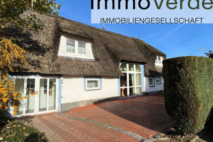 Haus Winnemark - 6 Zimmer, 245 m&sup2;, 2.450&euro; | Angebot:25671286