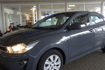 Kia Rio 22.762 km 17.850 &euro; Steinbergkirche 24972
