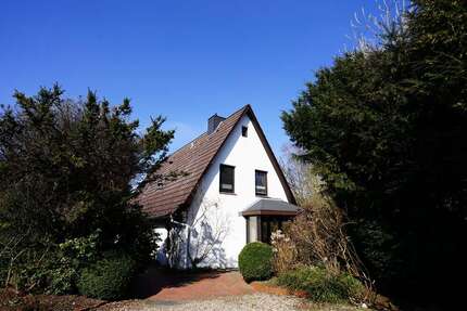 Haus Fockbek - 4 Zimmer, 148 m&sup2;, 980&euro; | Angebot:25831412