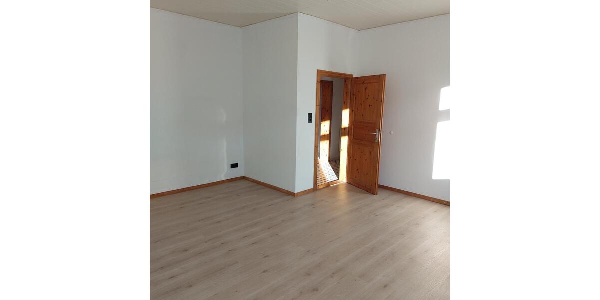 Hochparterre Steinbergkirche - 2 Zimmer, 61 m&sup2;, 520&euro; | Angebot:25926249