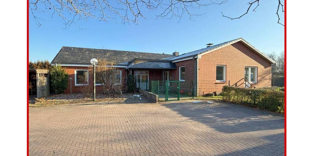 Einfamilienhaus Schleswig - 9 Zimmer, 259 m&sup2;, 275.000&euro; | Angebot:26029303