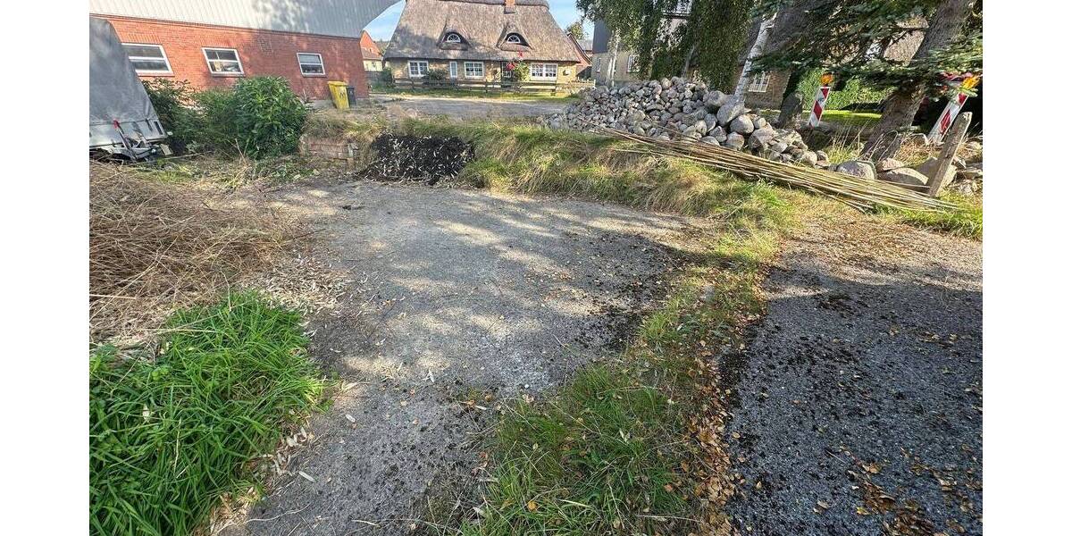 Einfamilienhaus Schwabstedt - 5 Zimmer, 160 m&sup2;, 195.000&euro; | Angebot:25780896