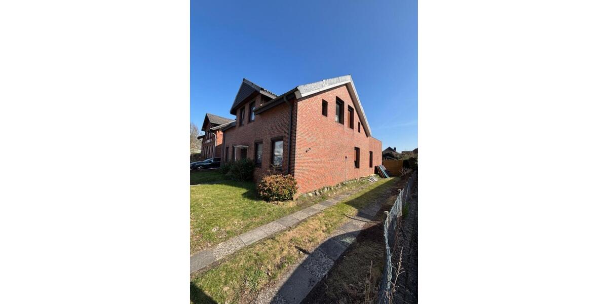 Mehrfamilienhaus, Wohnhaus Rendsburg - 9 Zimmer, 190 m&sup2;, 295.000&euro; | Angebot:25961153