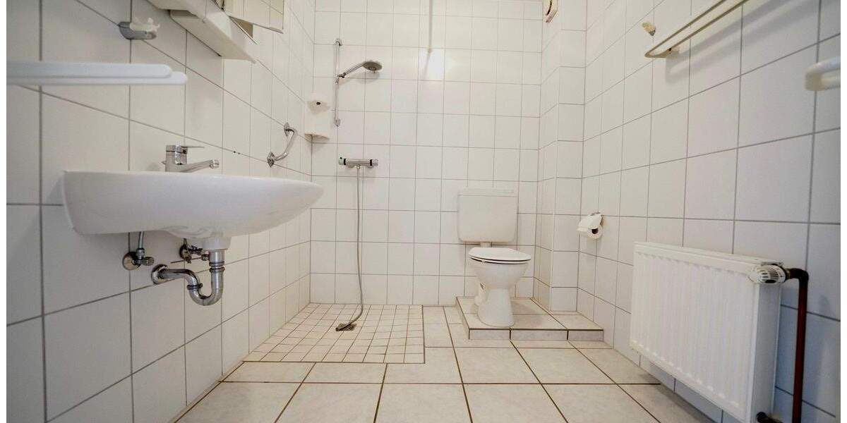 Mehrfamilienhaus, Wohnhaus Großwaabs Großwaabs - 8 Zimmer, 235 m&sup2;, 469.000&euro; | Angebot:25700558