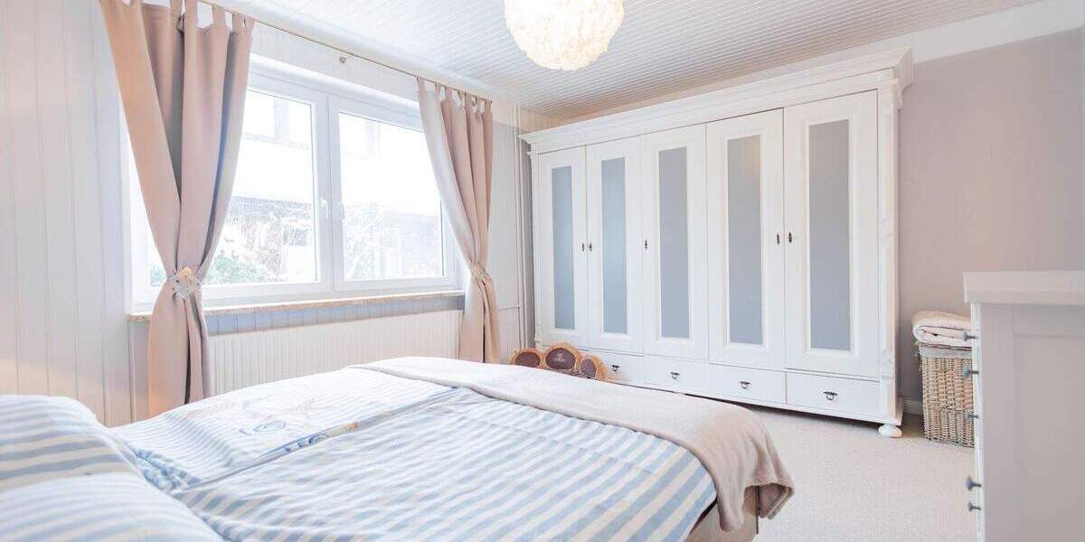 Mehrfamilienhaus, Wohnhaus Lohe-Föhrden Föhrden - 8 Zimmer, 195 m&sup2;, 299.000&euro; | Angebot:25728177