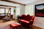 Traumhaftes Reetdach-Ein-Zweifamilienhaus mit parkähnlichem Garten in Angeln - Zweifamilienhaus Scheggerott | Angebot:26565370