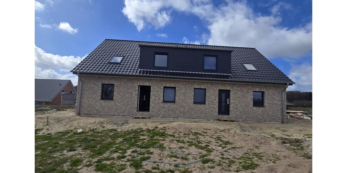 Doppelhaushälfte Böklund - 4 Zimmer, 120 m&sup2;, 1.450&euro; | Angebot:26074758