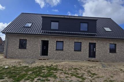 Haus Böklund - 4 Zimmer, 120 m&sup2;, 1.450&euro; | Angebot:26074758