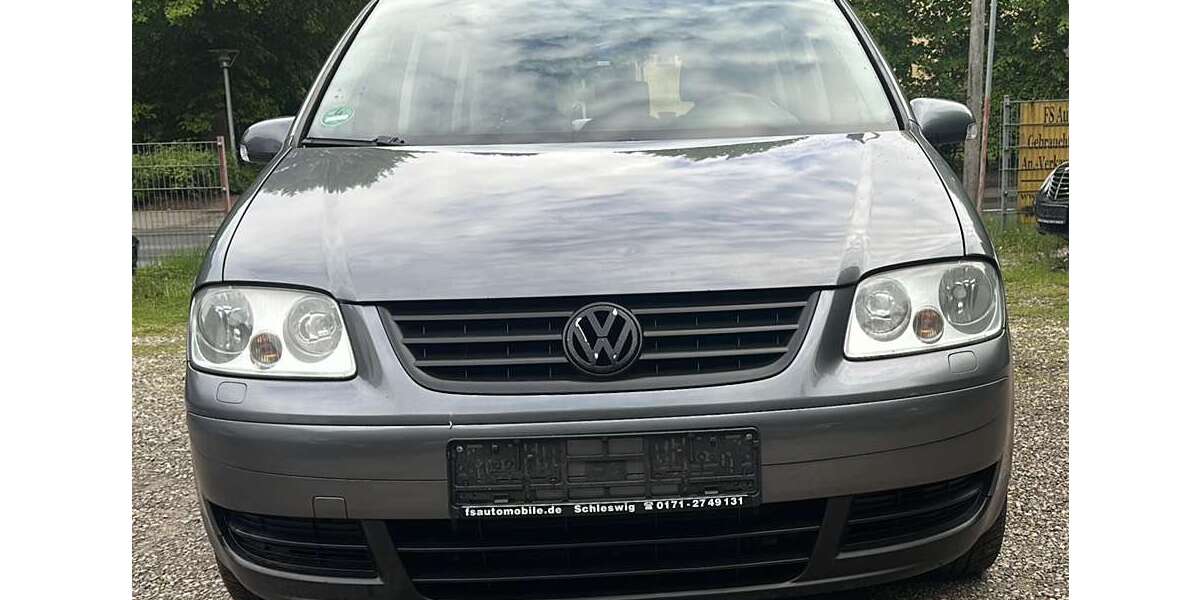 VW Touran 321.265 km 2.950 &euro; Schleswig 24837