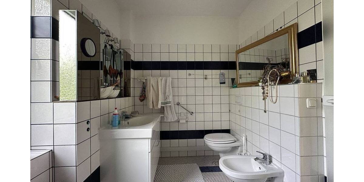 Einfamilienhaus Schleswig - 7 Zimmer, 147 m&sup2;, 259.000&euro; | Angebot:25745863