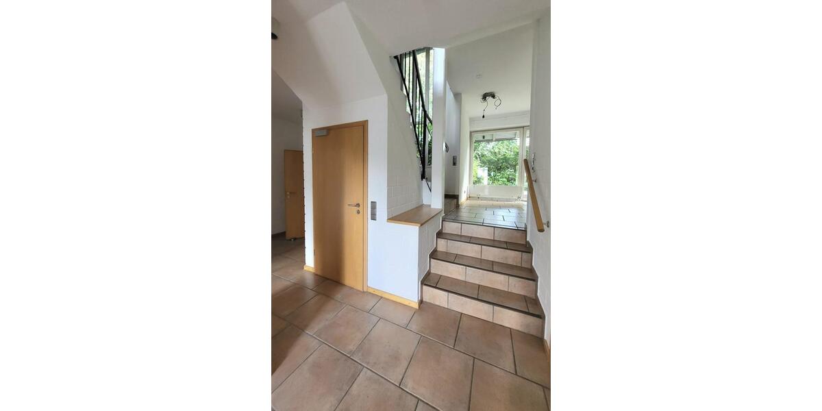 Mehrfamilienhaus, Wohnhaus Neuberend - 10 Zimmer, 263 m&sup2;, 750.000&euro; | Angebot:24601079