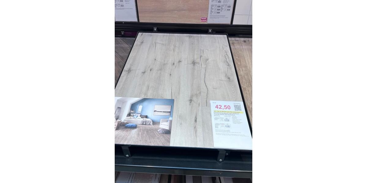 Dachgeschoßwohnung Schleswig - 3 Zimmer, 90 m&sup2;, 1.000&euro; | Angebot:26006964