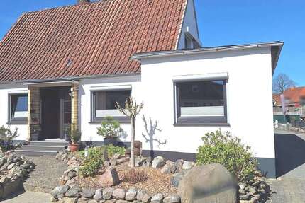 Haus Schleswig - 5 Zimmer, 145 m&sup2;, 219.000&euro; | Angebot:26621411